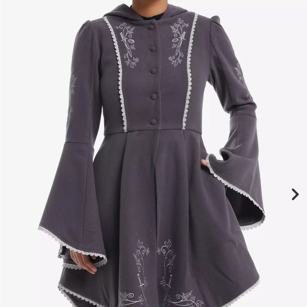 Arwen Bell Sleeve Coat Her Universe Size 0 Flared Embroidered Lace Up